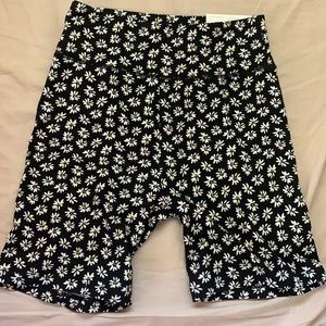 Sunflower biker shorts